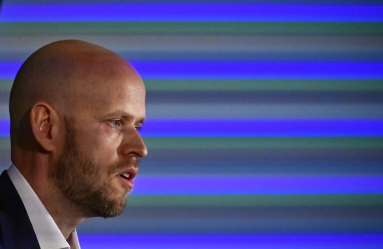 Spotify Ceo Daniel Ek Tells Investors Apple's Dma Rules Are