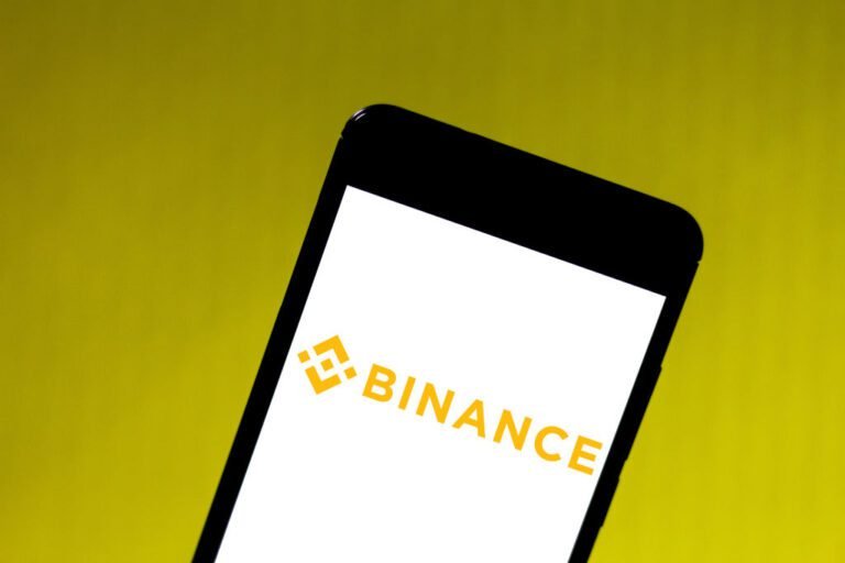 Binance To Cease Naira Services Amid Ongoing Regulatory Investigation In