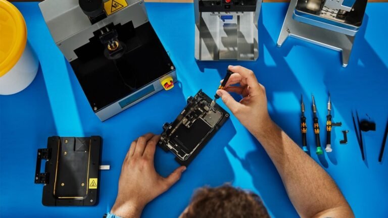 Apple Opens Up Access To Used Iphone Parts For Repair