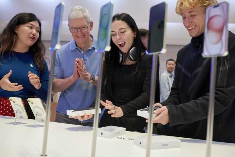 Apple Quarterly Revenue Is Increasing, Even When China's Sales Decrease