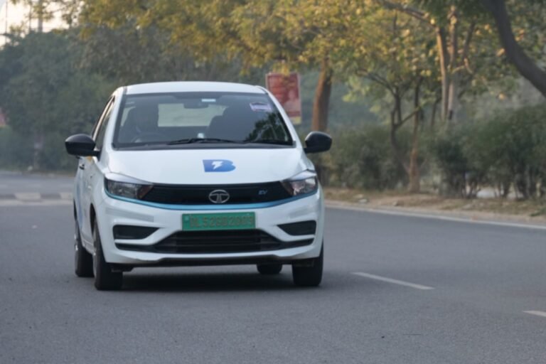 India Uber Blusmart's Opponent Seems To Suspend Service After Ev