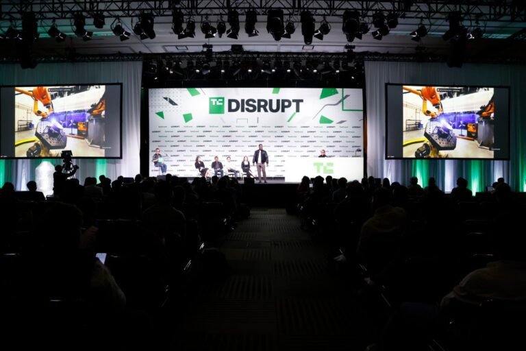 Up to $ 900 from your ticket and 90% off your +1 in Disrupt 2025 Up To $ 900 From Your Ticket And 90% Off