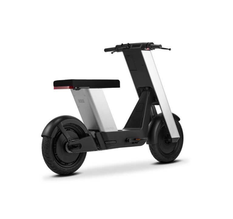 The A16z Suspended Infinite Machine Displays Cheaper, Hinged Electric Scooter