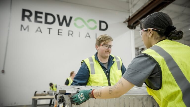 Gm Works With Redwood Materials For Ev Battery Battery Centers