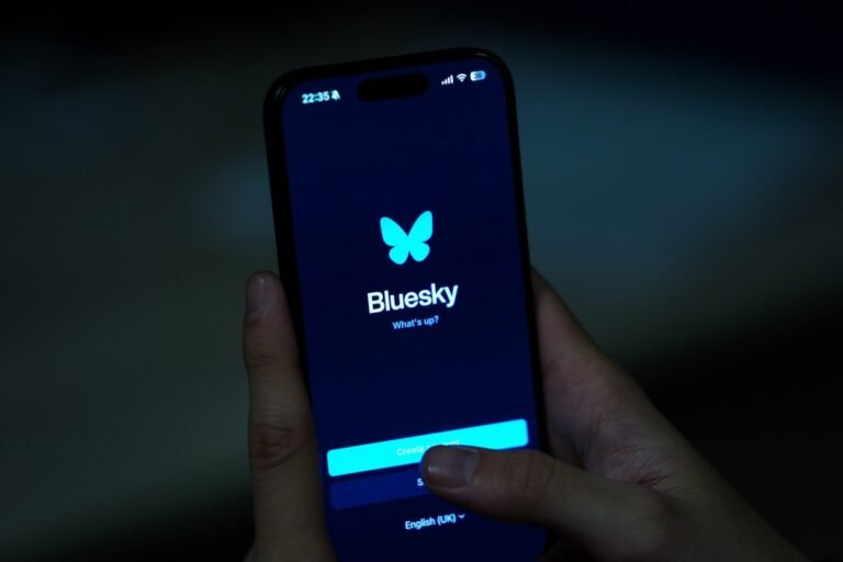 Bluesky adds private bookmarks Technological Bluesky Adds Private Bookmarks Technological