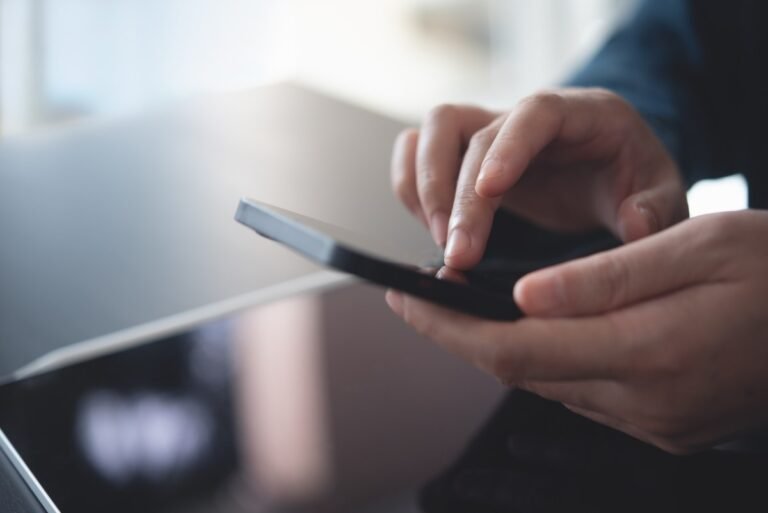 Dedicated Vibe Mobile Apps Have So Far Failed To Win