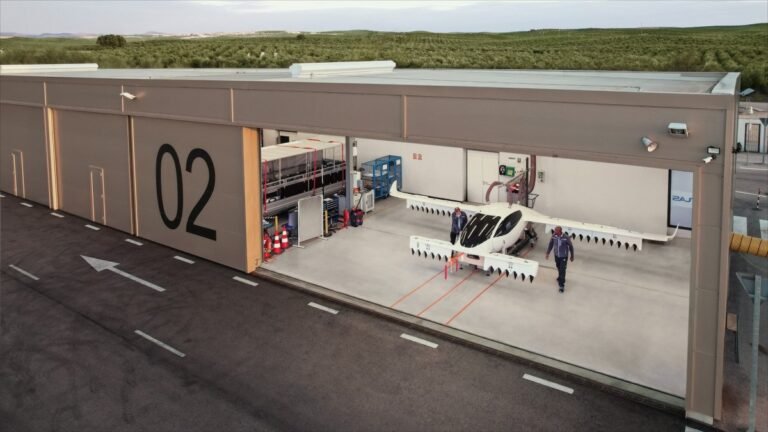 Lilium's Non Electric Aircraft Technology Continues In The Archer