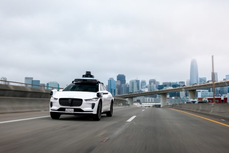 Waymo Robotaxis Now Rides On Freeways In Los Angeles, San
