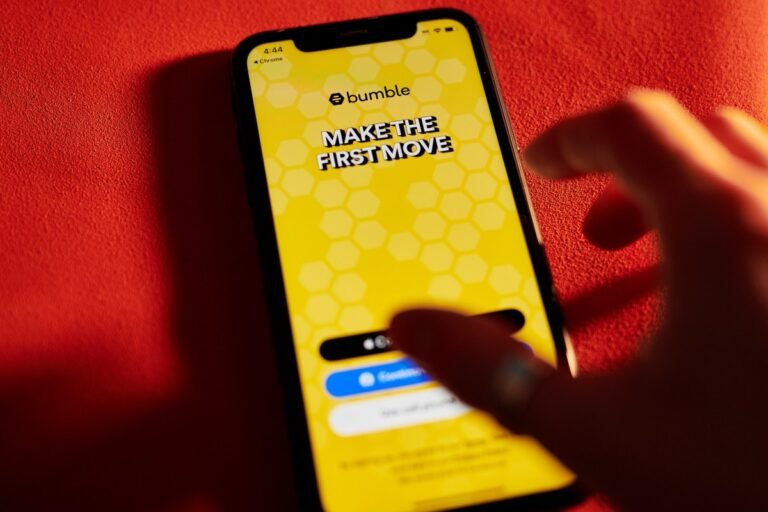 Bumble Adds Ai Photo Feedback And Profile Guidance Tools