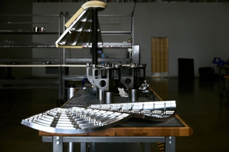 This Spacex Veteran Says The Next Big Thing In Space