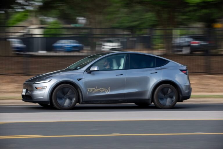 Tesla Reveals Two Robotaxi Accidents With Remote Controls Tesla Reveals Two Robotaxi Accidents With Remote Controls