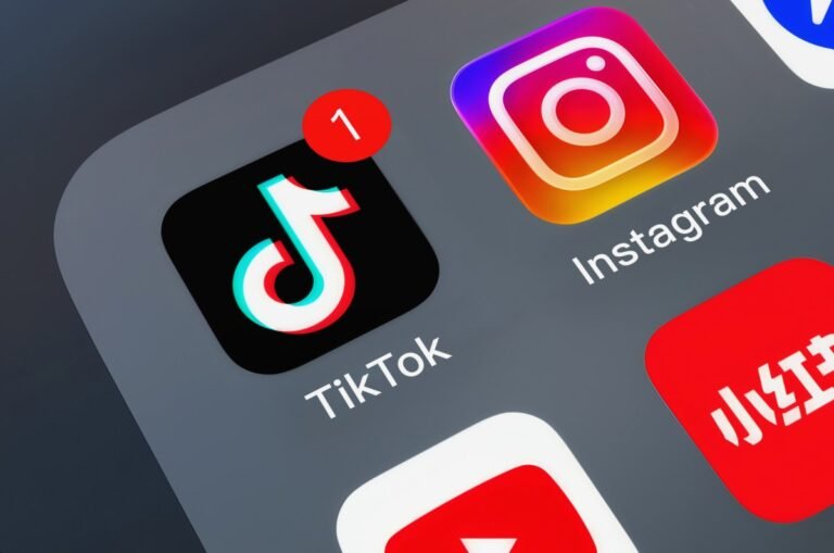 Tiktok's New 'campus Hub' Features Group Chats And College Streams