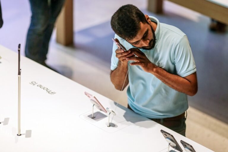 India is betting billions to break China’s dominance in smartphone manufacturing India Is Betting Billions To Break China's Dominance In Smartphone