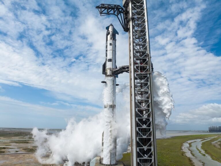 SpaceX decided to fly Starship again after the booster failed in May Spacex Decided To Fly Starship Again After The Booster Failed