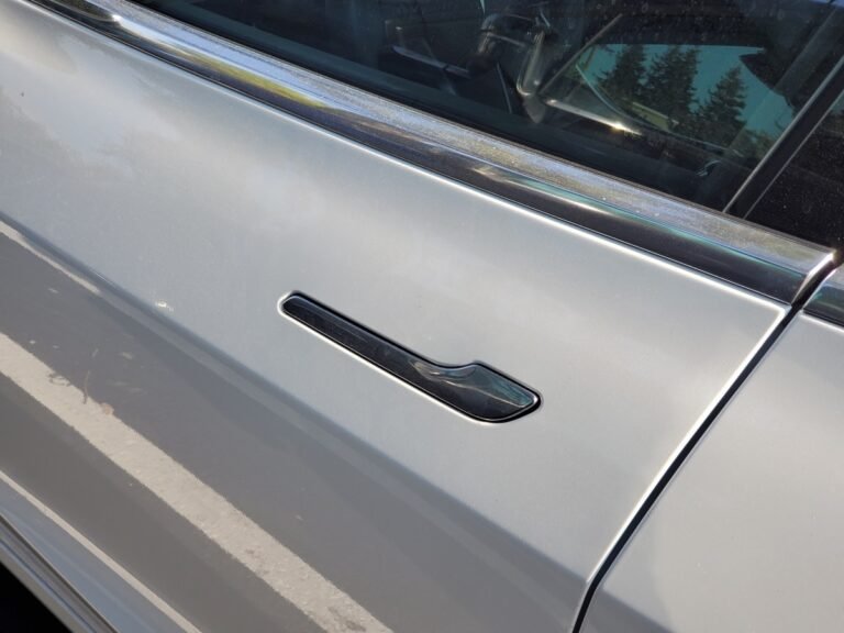 Tesla’s door handles may prompt new safety rules in the US Tesla's Door Handles May Prompt New Safety Rules In The