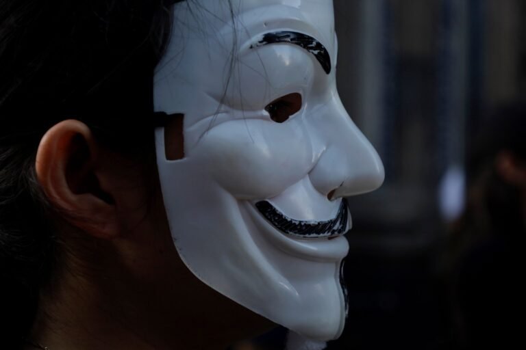 The hacker who humiliated spyware makers and was never caught The Hacker Who Humiliated Spyware Makers And Was Never Caught
